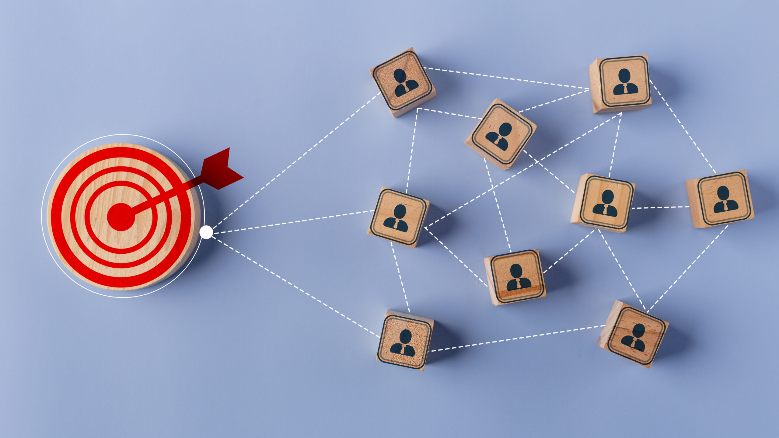 Target icon connection linkage with a human icon for customer fo